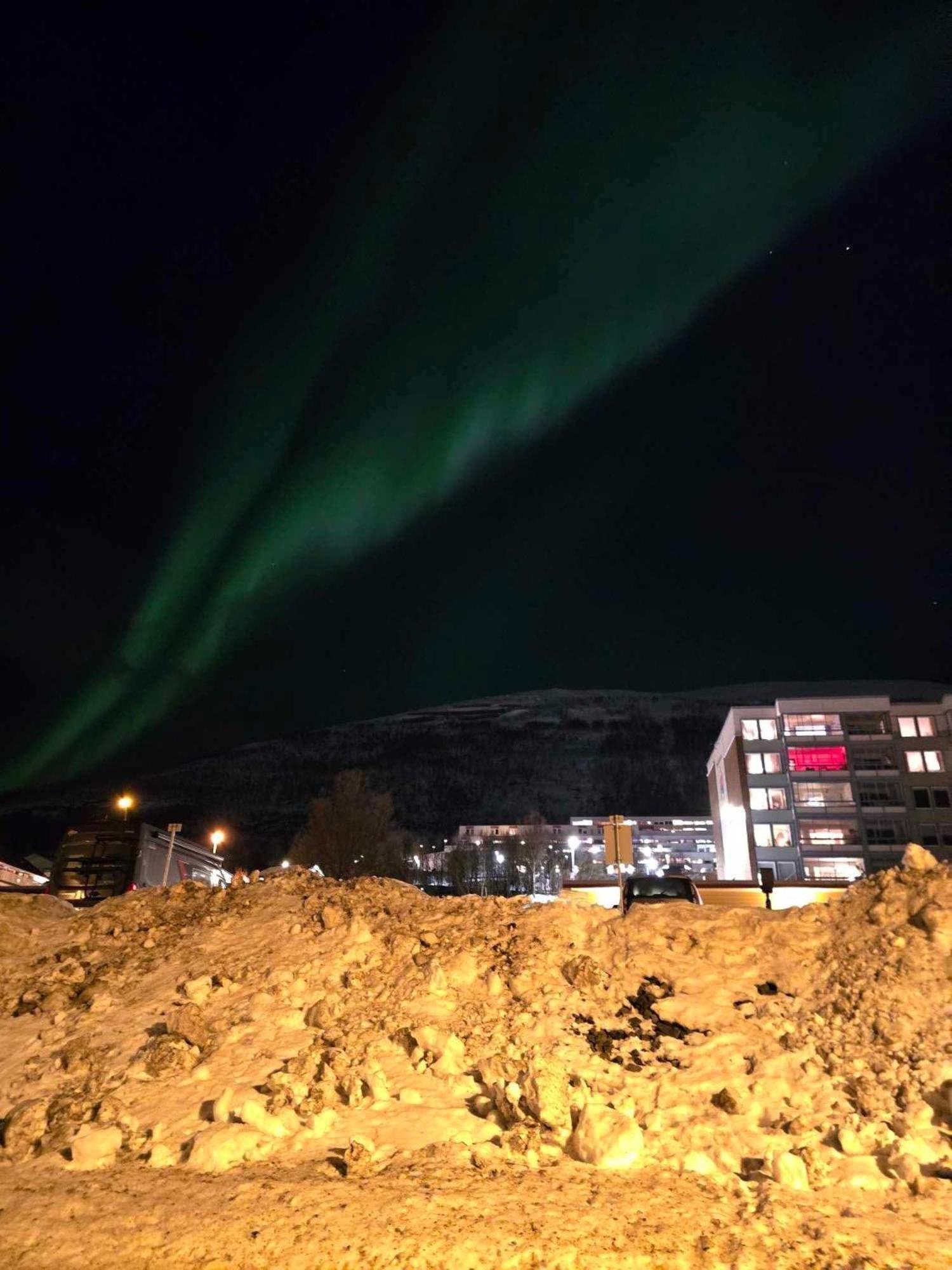 Leilighet Med Fantastisk Utsikt. ทรอมโซ ภายนอก รูปภาพ